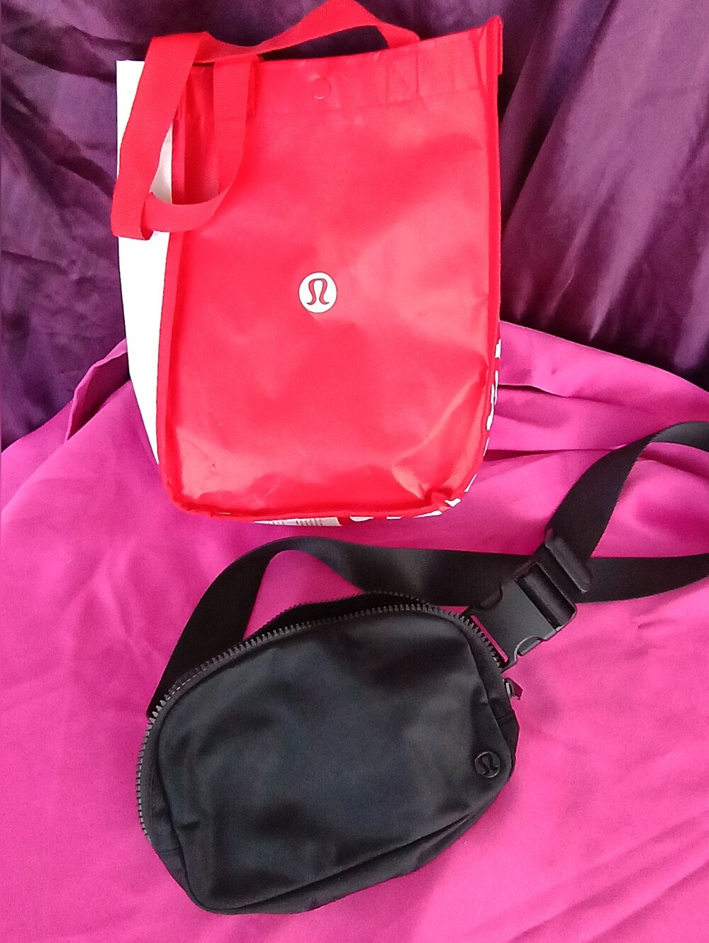 Lululemon Black Everywhere Belt Bag